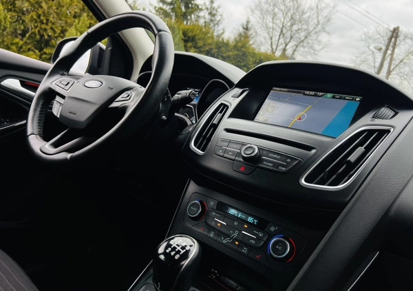 Ford Focus cena 34900 przebieg: 106000, rok produkcji 2016 z Grodków małe 631